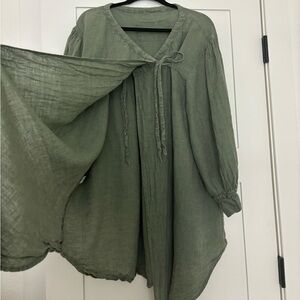 Magnolia Pearl Linen kimono style jacket